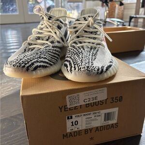 Zebra adidas Yeezy Boost 350-v2